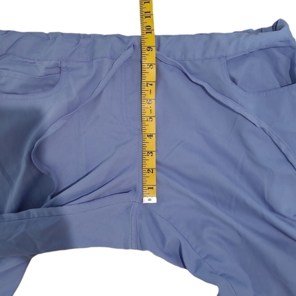 Grey's Anatomy Riley 5-Pocket Mid-Rise Flared Leg Scrub Pant Ceil Blue Sz Large - Picture 8 of 11